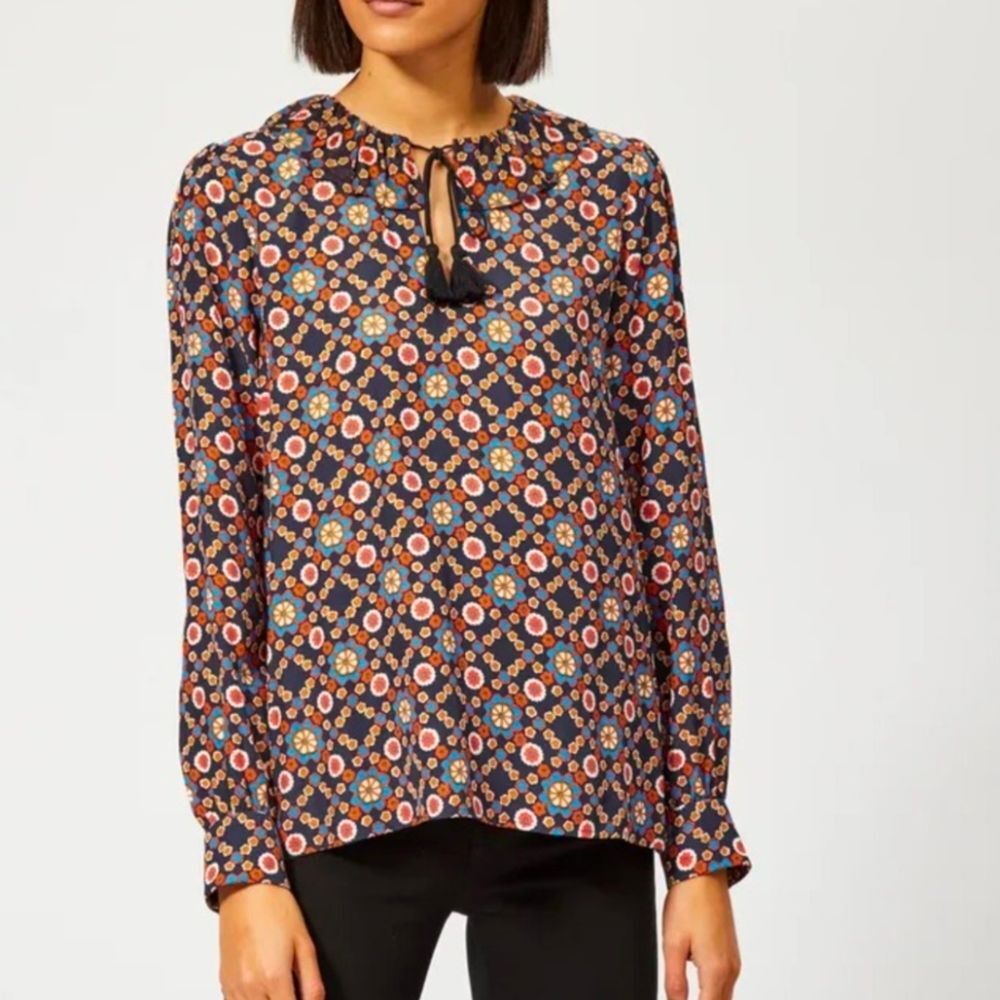A.P.C. Debbie Ruffle Neck Tassel Floral Diamond‎ Print Size 34 (XS)